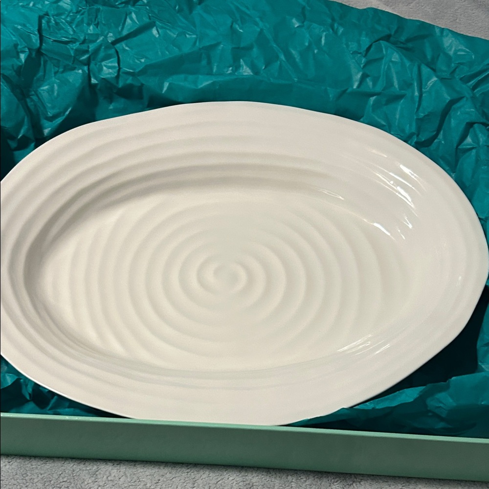 Elegant White Serving Platter